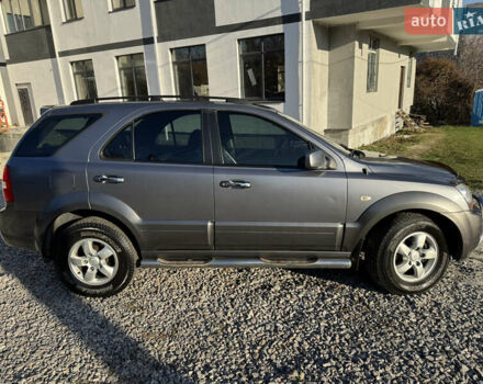 Сірий Кіа Соренто, об'ємом двигуна 3.3 л та пробігом 267 тис. км за 7700 $, фото 1 на Automoto.ua