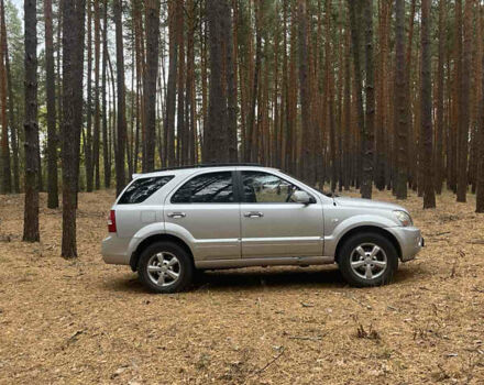 Серый Киа Соренто, объемом двигателя 2.5 л и пробегом 267 тыс. км за 8500 $, фото 5 на Automoto.ua