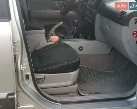 Сірий Кіа Соренто, об'ємом двигуна 2.5 л та пробігом 134 тис. км за 9300 $, фото 4 на Automoto.ua