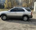 Серый Киа Соренто, объемом двигателя 2.5 л и пробегом 350 тыс. км за 8500 $, фото 8 на Automoto.ua