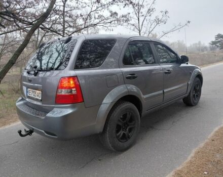 Сірий Кіа Соренто, об'ємом двигуна 2.5 л та пробігом 250 тис. км за 7700 $, фото 3 на Automoto.ua