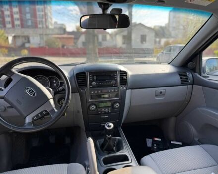 Киа Соренто 2008 в Львове на Automoto.ua Серый Киа Соренто, объемом двигателя 2.5 л и пробегом 212 тыс. км за 4950 $, фото 5 на Automoto.ua