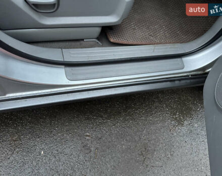 Серый Киа Соренто, объемом двигателя 3.3 л и пробегом 230 тыс. км за 8700 $, фото 7 на Automoto.ua