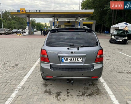 Серый Киа Соренто, объемом двигателя 2.5 л и пробегом 195 тыс. км за 9000 $, фото 3 на Automoto.ua