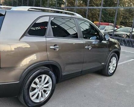 Сірий Кіа Соренто, об'ємом двигуна 2.2 л та пробігом 250 тис. км за 12800 $, фото 10 на Automoto.ua