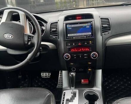 Серый Киа Соренто, объемом двигателя 2.2 л и пробегом 217 тыс. км за 11750 $, фото 22 на Automoto.ua