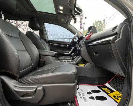 Серый Киа Соренто, объемом двигателя 2.2 л и пробегом 196 тыс. км за 12800 $, фото 25 на Automoto.ua