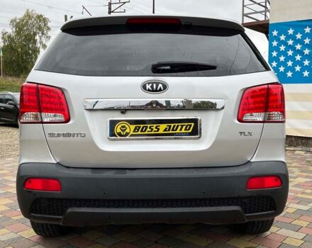 Серый Киа Соренто, объемом двигателя 2.2 л и пробегом 196 тыс. км за 12800 $, фото 5 на Automoto.ua