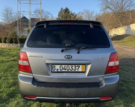 Серый Киа Соренто, объемом двигателя 2.5 л и пробегом 180 тыс. км за 5200 $, фото 4 на Automoto.ua