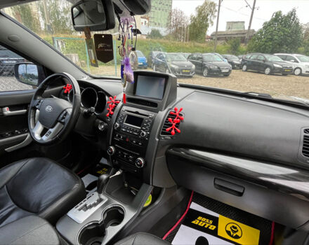 Серый Киа Соренто, объемом двигателя 2.2 л и пробегом 196 тыс. км за 12800 $, фото 26 на Automoto.ua