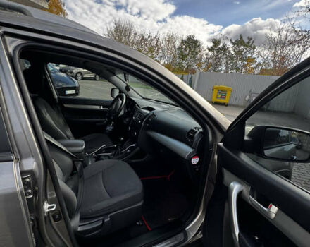 Кіа Соренто 2009 у Рівному на Automoto.ua Сірий Кіа Соренто, об'ємом двигуна 2.2 л та пробігом 265 тис. км за 12500 $, фото 24 на Automoto.ua