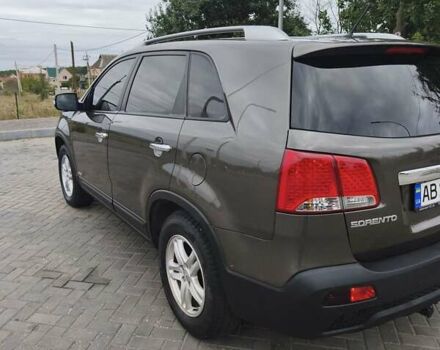 Сірий Кіа Соренто, об'ємом двигуна 2.2 л та пробігом 215 тис. км за 10500 $, фото 17 на Automoto.ua