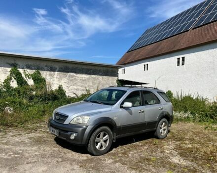 Серый Киа Соренто, объемом двигателя 2.2 л и пробегом 190 тыс. км за 3491 $, фото 2 на Automoto.ua