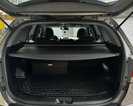 Кіа Соренто 2009 у Рівному на Automoto.ua Сірий Кіа Соренто, об'ємом двигуна 2.2 л та пробігом 265 тис. км за 12500 $, фото 19 на Automoto.ua