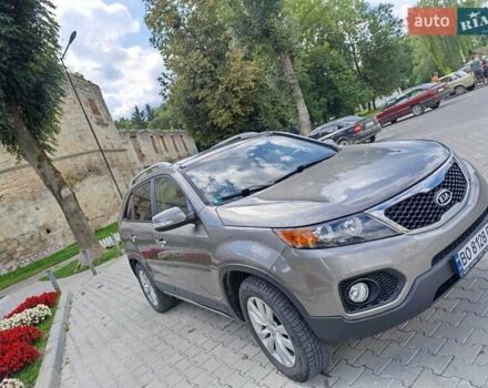 Серый Киа Соренто, объемом двигателя 2.2 л и пробегом 227 тыс. км за 12800 $, фото 8 на Automoto.ua