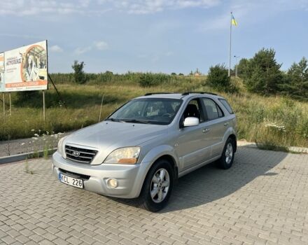 Серый Киа Соренто, объемом двигателя 2.5 л и пробегом 243 тыс. км за 4948 $, фото 1 на Automoto.ua