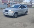 Серый Киа Соренто, объемом двигателя 2.5 л и пробегом 230 тыс. км за 4900 $, фото 3 на Automoto.ua