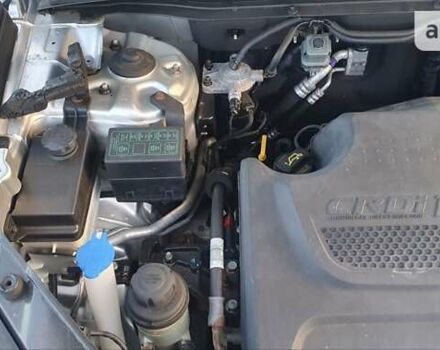 Сірий Кіа Соренто, об'ємом двигуна 2.2 л та пробігом 227 тис. км за 14000 $, фото 20 на Automoto.ua