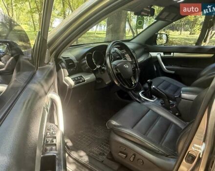 Киа Соренто 2010 в Калуше на Automoto.ua Серый Киа Соренто, объемом двигателя 2.2 л и пробегом 295 тыс. км за 11999 $, фото 24 на Automoto.ua