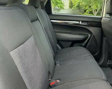 Серый Киа Соренто, объемом двигателя 2.4 л и пробегом 260 тыс. км за 11500 $, фото 13 на Automoto.ua