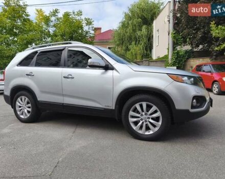 Серый Киа Соренто, объемом двигателя 2.4 л и пробегом 137 тыс. км за 11999 $, фото 10 на Automoto.ua