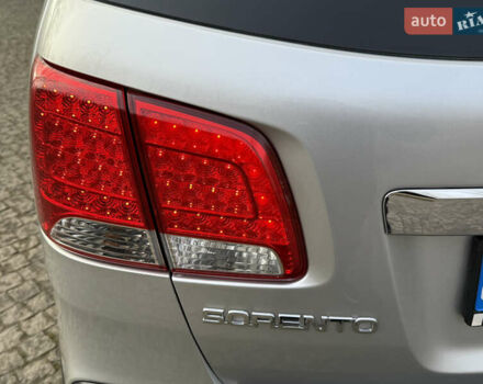 Серый Киа Соренто, объемом двигателя 2.2 л и пробегом 225 тыс. км за 12950 $, фото 22 на Automoto.ua