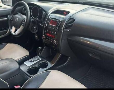 Серый Киа Соренто, объемом двигателя 2.2 л и пробегом 265 тыс. км за 12400 $, фото 6 на Automoto.ua