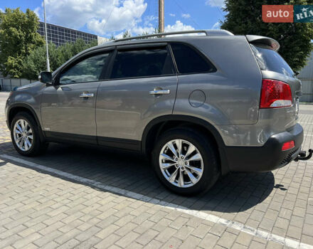 Сірий Кіа Соренто, об'ємом двигуна 2.4 л та пробігом 93 тис. км за 12500 $, фото 10 на Automoto.ua