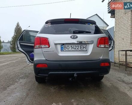 Серый Киа Соренто, объемом двигателя 2.2 л и пробегом 320 тыс. км за 12700 $, фото 6 на Automoto.ua