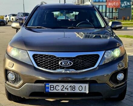 Серый Киа Соренто, объемом двигателя 2.2 л и пробегом 255 тыс. км за 11900 $, фото 3 на Automoto.ua