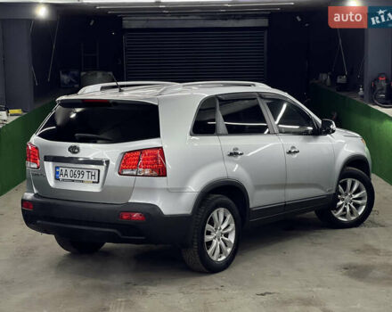 Киа Соренто 2010 в Киеве на Automoto.ua Серый Киа Соренто, объемом двигателя 2.4 л и пробегом 225 тыс. км за 11500 $, фото 15 на Automoto.ua