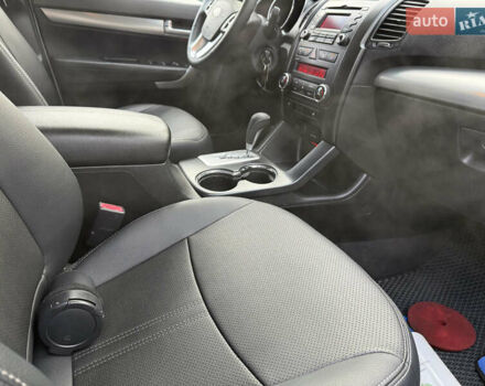 Серый Киа Соренто, объемом двигателя 2.2 л и пробегом 225 тыс. км за 12950 $, фото 71 на Automoto.ua