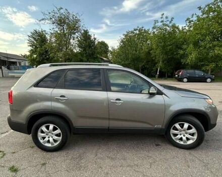 Серый Киа Соренто, объемом двигателя 2.4 л и пробегом 260 тыс. км за 11500 $, фото 29 на Automoto.ua