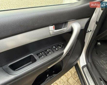 Серый Киа Соренто, объемом двигателя 2.2 л и пробегом 225 тыс. км за 12950 $, фото 35 на Automoto.ua