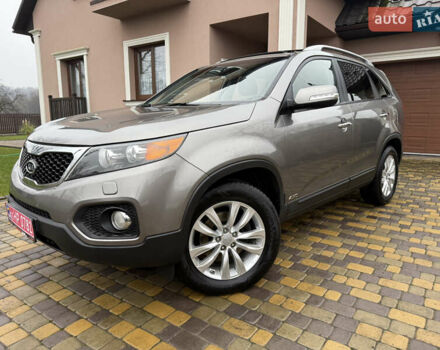 Сірий Кіа Соренто, об'ємом двигуна 2.2 л та пробігом 222 тис. км за 12450 $, фото 20 на Automoto.ua