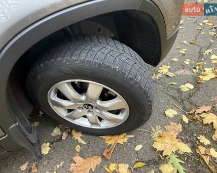 Киа Соренто 2010 в Калуше на Automoto.ua Серый Киа Соренто, объемом двигателя 2.2 л и пробегом 295 тыс. км за 11999 $, фото 19 на Automoto.ua
