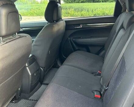 Серый Киа Соренто, объемом двигателя 2.4 л и пробегом 260 тыс. км за 11500 $, фото 22 на Automoto.ua