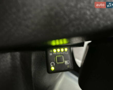 Серый Киа Соренто, объемом двигателя 2.4 л и пробегом 312 тыс. км за 9999 $, фото 31 на Automoto.ua