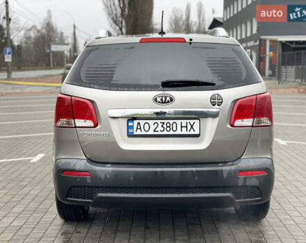 Серый Киа Соренто, объемом двигателя 2.4 л и пробегом 312 тыс. км за 9999 $, фото 7 на Automoto.ua