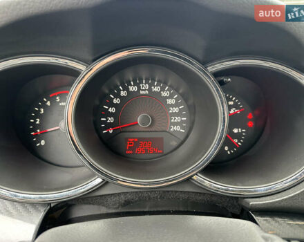 Серый Киа Соренто, объемом двигателя 2.2 л и пробегом 195 тыс. км за 12800 $, фото 18 на Automoto.ua