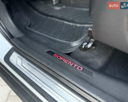Сірий Кіа Соренто, об'ємом двигуна 2.2 л та пробігом 207 тис. км за 13300 $, фото 43 на Automoto.ua