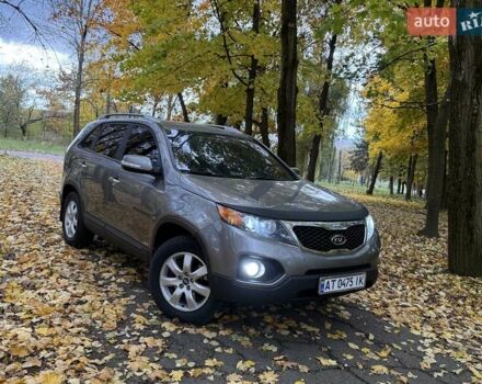 Киа Соренто 2010 в Калуше на Automoto.ua Серый Киа Соренто, объемом двигателя 2.2 л и пробегом 295 тыс. км за 11999 $, фото 1 на Automoto.ua