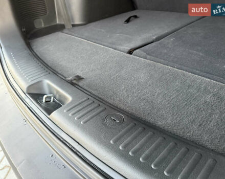 Сірий Кіа Соренто, об'ємом двигуна 2.2 л та пробігом 207 тис. км за 13300 $, фото 58 на Automoto.ua