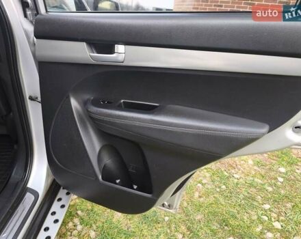 Серый Киа Соренто, объемом двигателя 2.2 л и пробегом 244 тыс. км за 10450 $, фото 45 на Automoto.ua