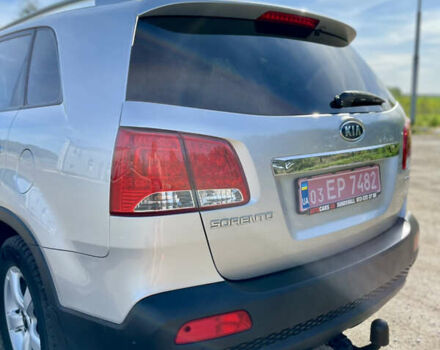Серый Киа Соренто, объемом двигателя 2.2 л и пробегом 267 тыс. км за 12299 $, фото 6 на Automoto.ua