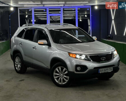 Киа Соренто 2010 в Киеве на Automoto.ua Серый Киа Соренто, объемом двигателя 2.4 л и пробегом 225 тыс. км за 11500 $, фото 2 на Automoto.ua