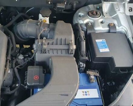 Сірий Кіа Соренто, об'ємом двигуна 2.2 л та пробігом 227 тис. км за 14000 $, фото 21 на Automoto.ua
