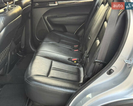 Сірий Кіа Соренто, об'ємом двигуна 2.2 л та пробігом 207 тис. км за 13300 $, фото 48 на Automoto.ua