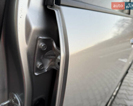 Сірий Кіа Соренто, об'ємом двигуна 2.2 л та пробігом 207 тис. км за 13300 $, фото 87 на Automoto.ua