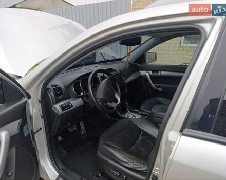 Серый Киа Соренто, объемом двигателя 2.2 л и пробегом 320 тыс. км за 12700 $, фото 9 на Automoto.ua